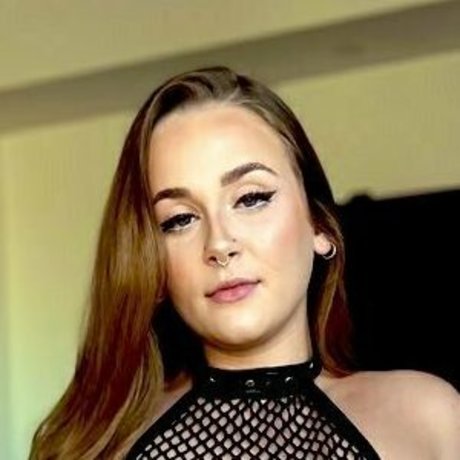 PrettyKenz pornographic star img