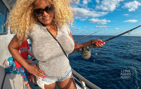 Mango Maddy exclusive pornstar galleries