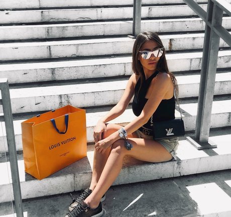 Meshi Malka pornstar beautiful pic