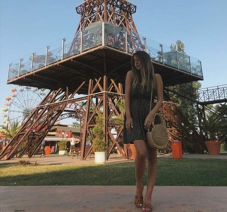 Meshi Malka hot star img