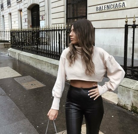 Meshi Malka star high quality pics