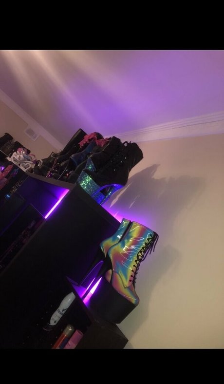 lexipuppy pretty actress photos