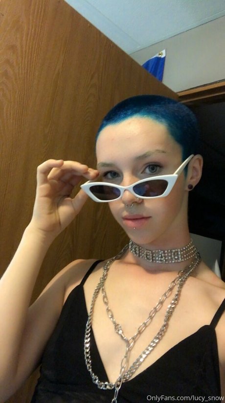 lucy snow hot model galleries