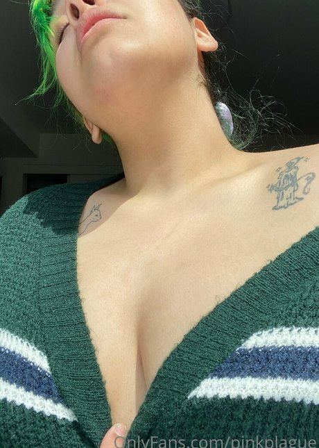 Pinkplague best model photo