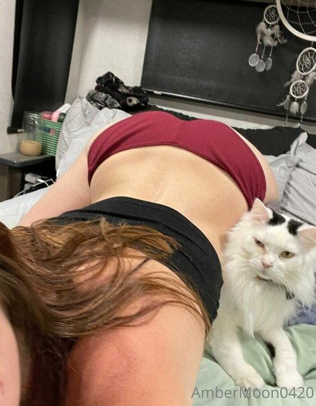 ambermoon7007 hd pornstar pic