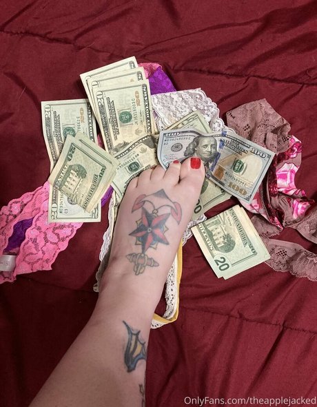 theapplejacked best model pictures