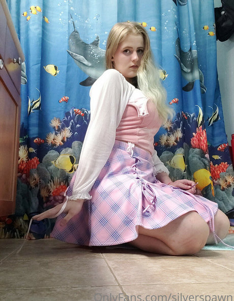 Silverspawn hot star photos