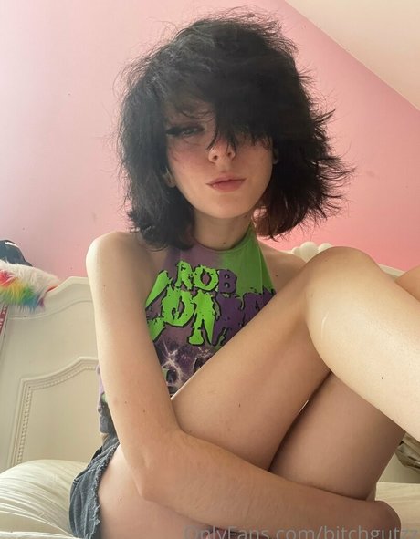 bitchgutzz exclusive star images