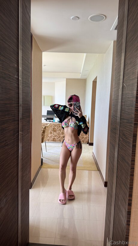 Cashbxnny pretty actress image