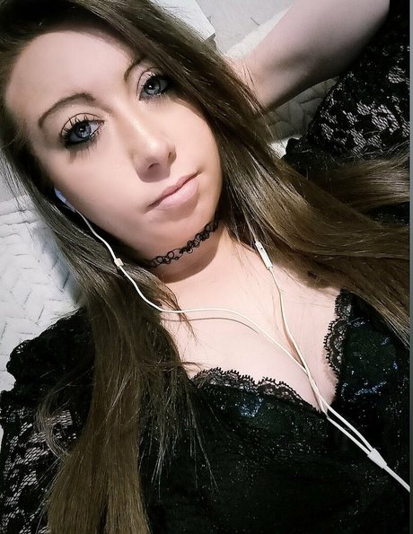 FacialTarget69 free actress picture