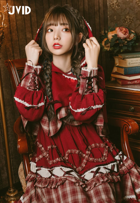 Chuchu0526 model nude picture