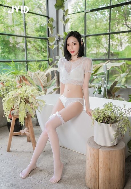 Chuchu0526 nudes actress gallery