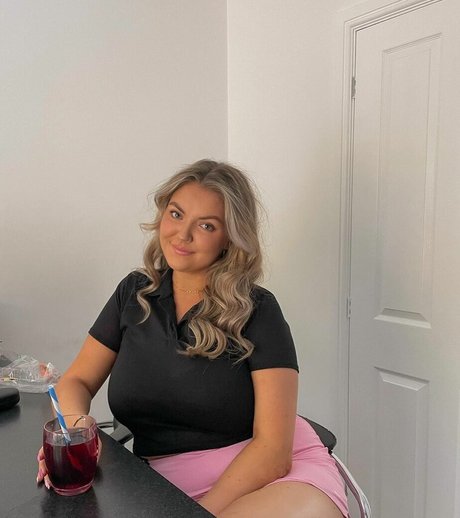 Katherine H sexy pornstar photo