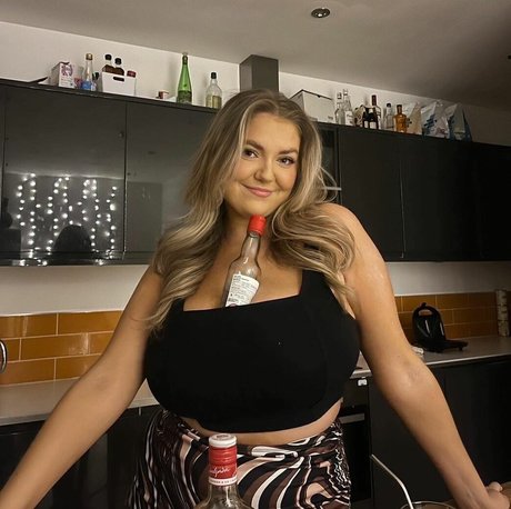 Katherine H sexy model photo