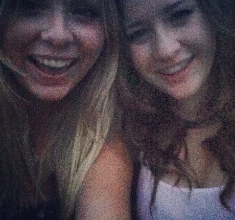 Maton Twins art actress pics