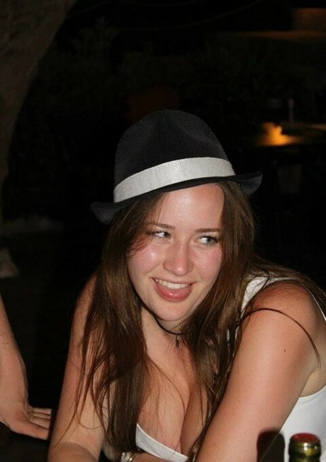 Maton Twins pornstar sexy galleries