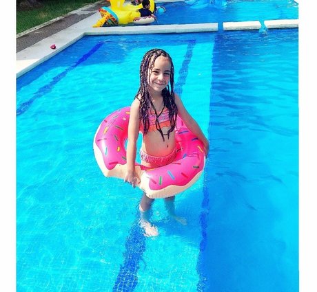 Diana Calderon erotic pornstar pic