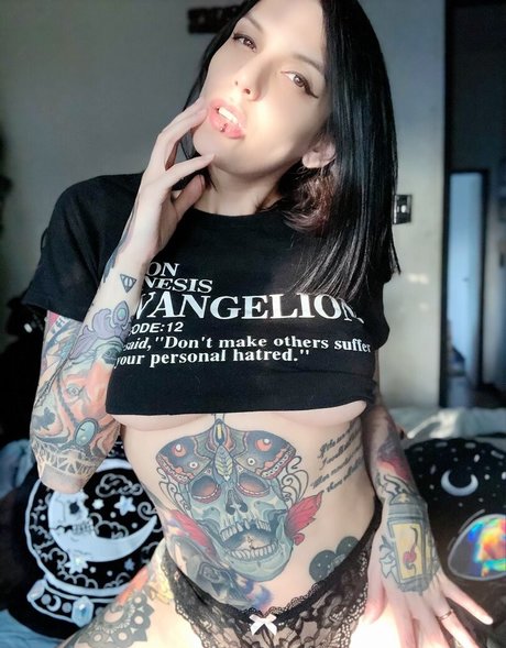 Valkyria perfect model photos