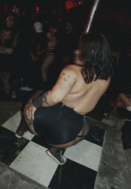 RottenVenus pornographic model archive