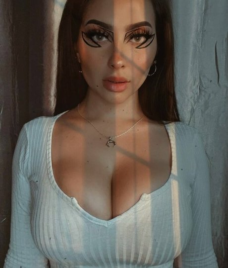 Vai Monroe free pornstar archive