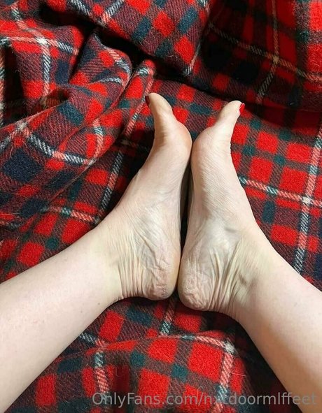 nxtdoormlffeet art actress pics