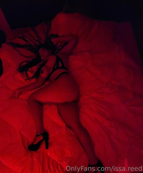 issa reed pretty model galleries