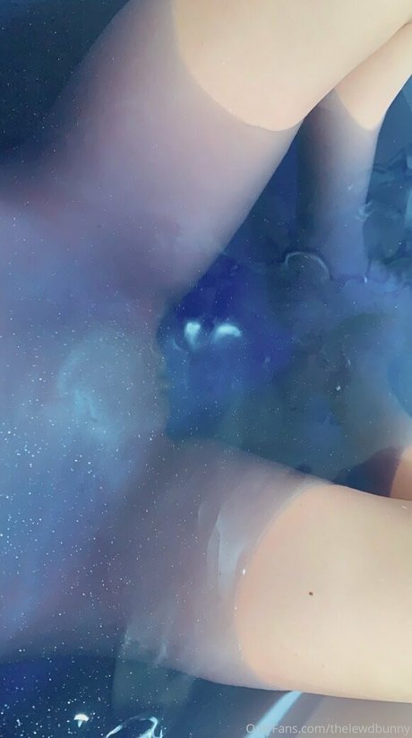 thelewdbunny adult star photo