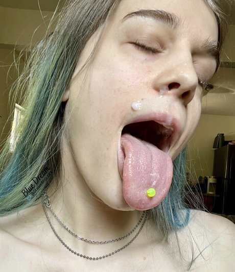 bluedream naked pornstar picture