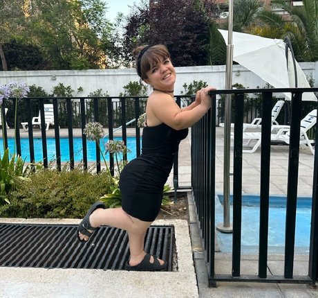 Jomini Dancer free actress photo