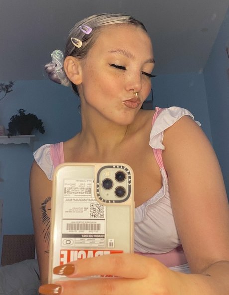 Silkylace0 star nice photo