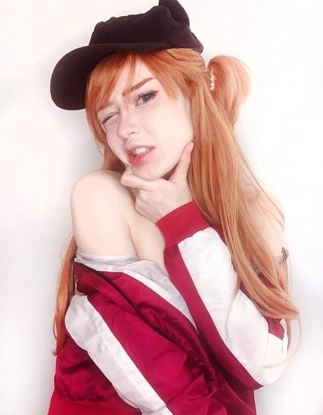 SuiSaiUwU model nude pics