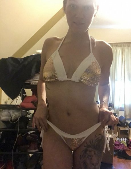 taystits star hot image