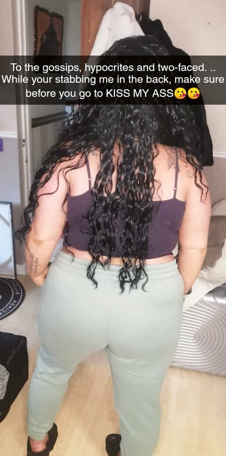 charlie16071994 nudes model galleries