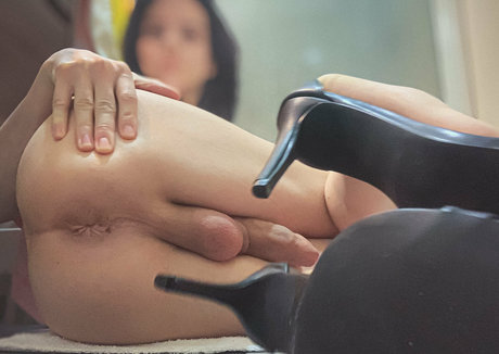 amicrossd hot star photo