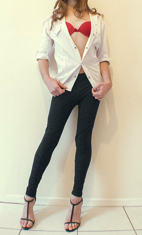 amicrossd model nude images