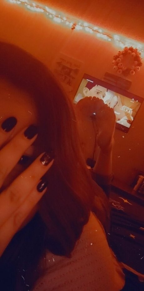 feetstacystay pretty star photos