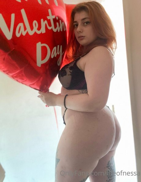 lifeofnessa pornographic model pics