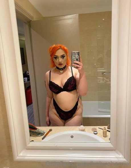 babycherriix beautiful model photos