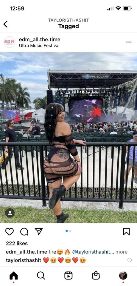 bigbootytayyyy nude pornstar galleries