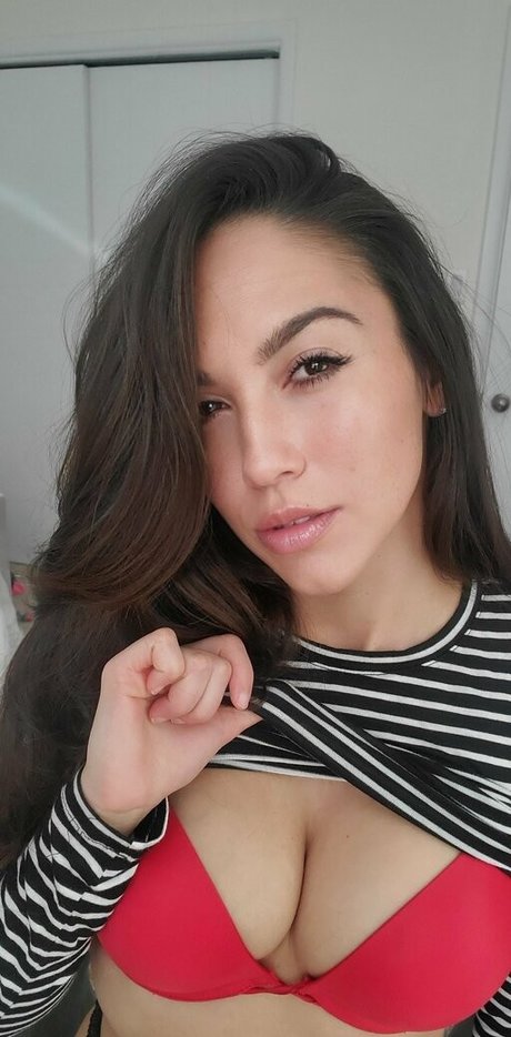 amariefree301 model hot pictures