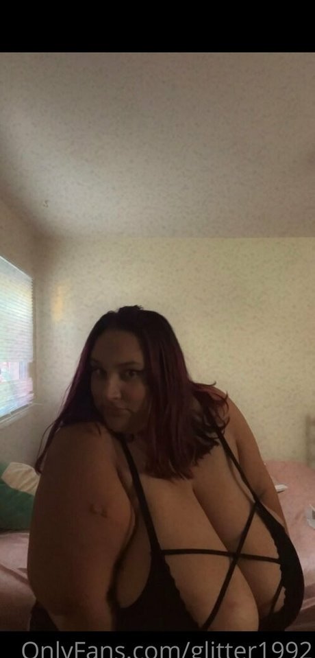 glitter1992 model adult img