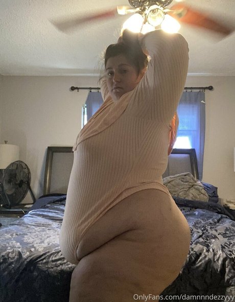 Damnnndezzyyy perfect actress pic