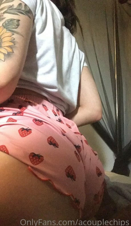 acouplechips beautiful actress picture