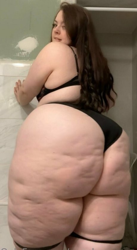 peacchyqueenn beautiful star img