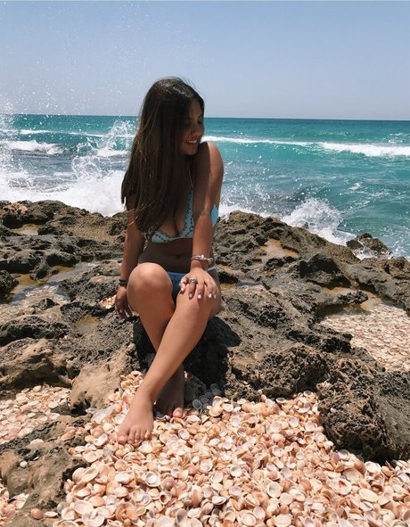 Gal Haitin art model image