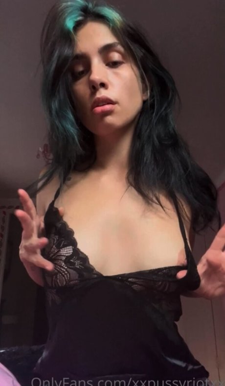 Nadya Tolokonnikova pornstar sex galleries