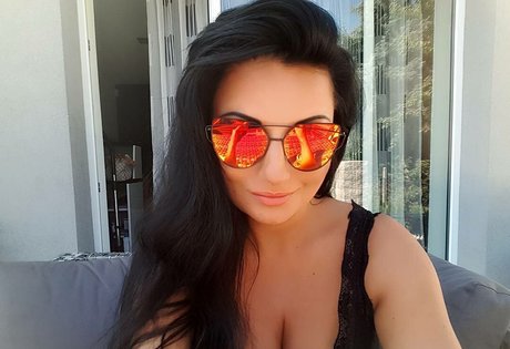 Rita Kyslinger sexy pornstar pics