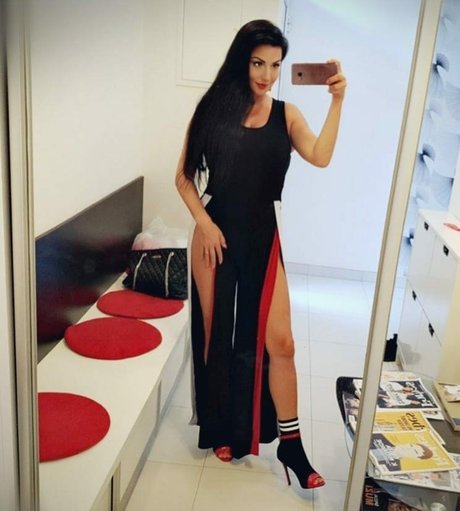 Rita Kyslinger hot star galleries