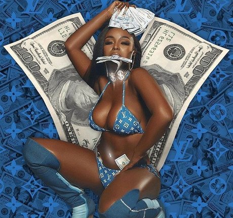 Amara La Negra pornstar sexy pics