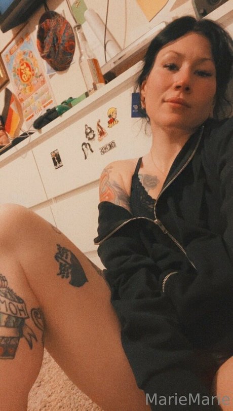 yoshikosaintjames star sexy picture